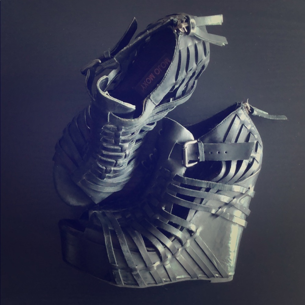 Mojo Moxy Leather Platform Wedges (8.5)